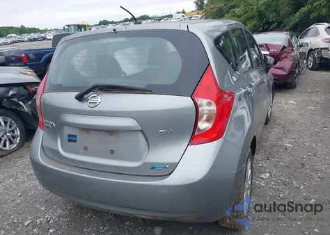 2015 Nissan Versa Note S (Sr)/S Plus/Sl/Sr/Sv z USA, uszkodzony, nr VIN 3N1CE2CP9FL406652